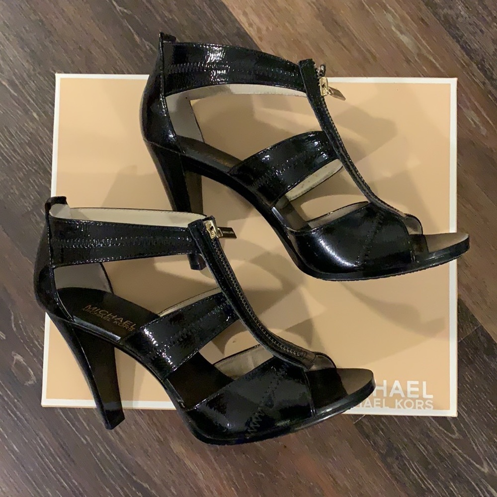 Michael Kors black leather heels with zipper